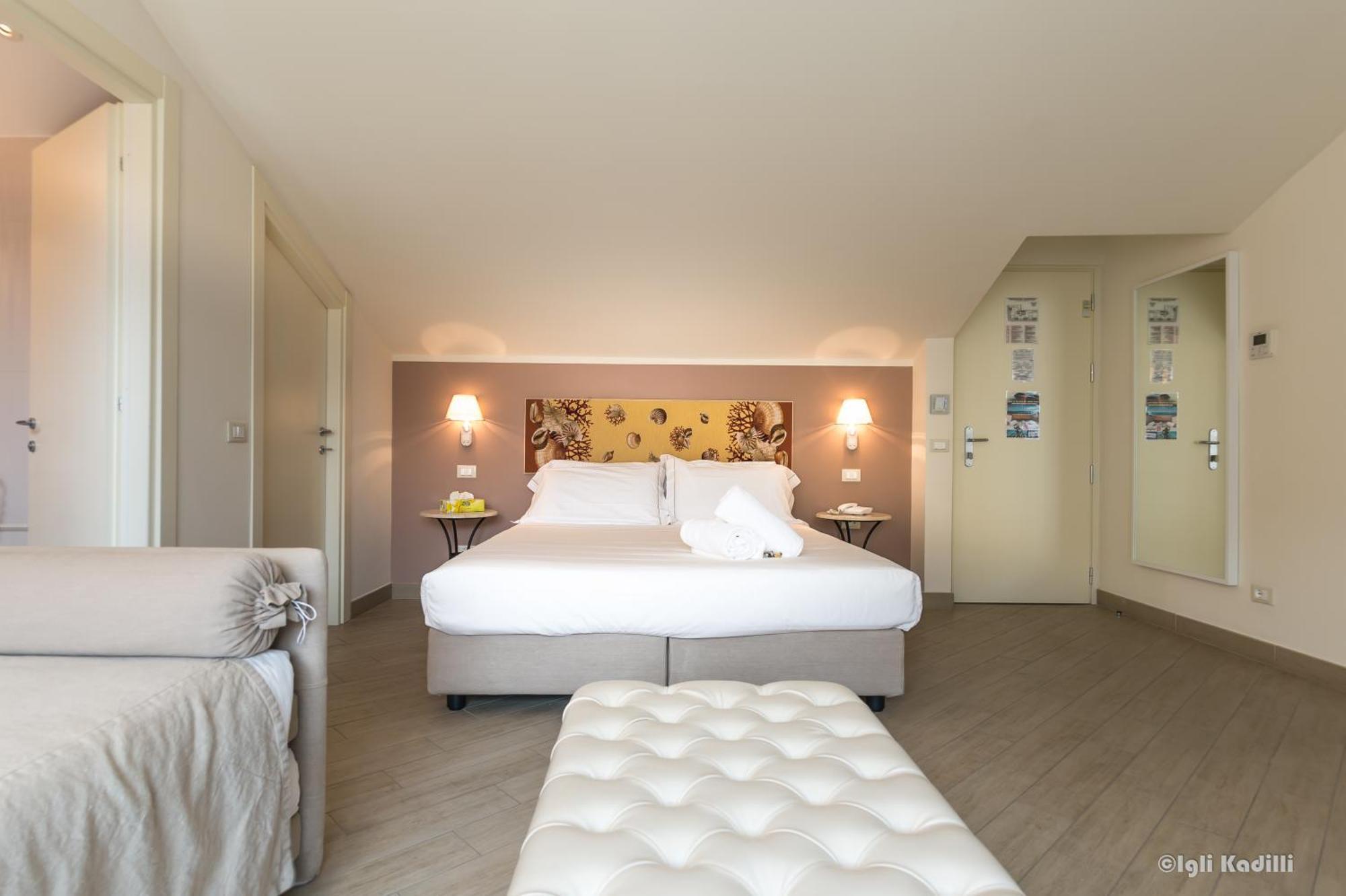 Hotel San Pietro Palace Finale Ligure Exterior foto