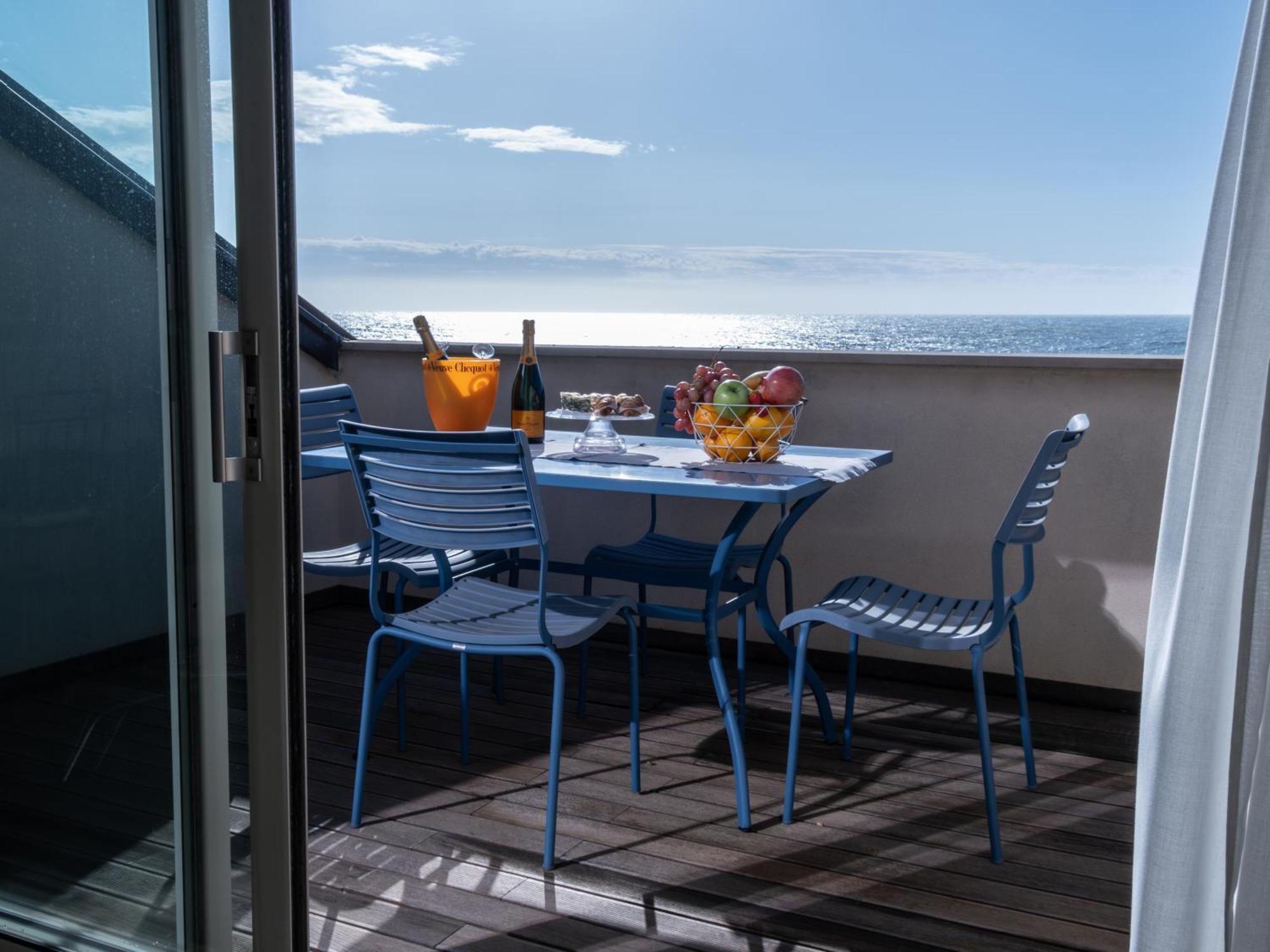 Hotel San Pietro Palace Finale Ligure Exterior foto