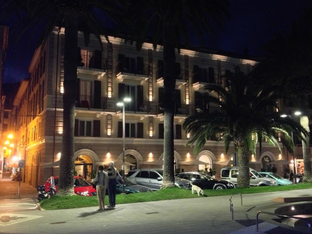 Hotel San Pietro Palace Finale Ligure Exterior foto
